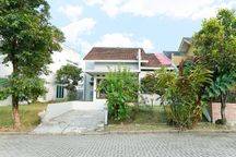 Rumah Cantik Sudah Renov Semi Furnished 15 menit ke Vivo BTM Bogor Dibantu KPR J8181