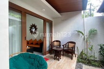 Siap Huni, Villa, 1 Lantai, SHM, Dekat Pusat Perbelanjaan, Full Furnished,