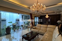 Rumah Bagus dan Luas di Cilandak Belakang Citos