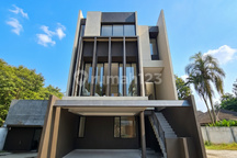 Rumah Brand New Townhouse Cilandak Belakang Citos
