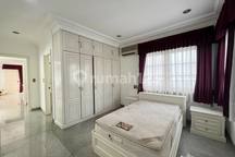 rumah menteng BISA KANTOR ATAU HUNIAN komplek tenang 