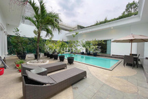 Sewa Rumah Menteng Siap Huni Ada Pool Full Furnished