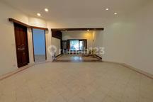 Rumah Tua Cocok Investor Bangun Ulang Dekat Ring1