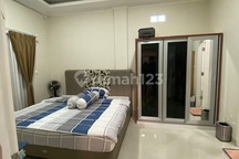 Rumah Semi Villa Fully Furnish Selangkah Dari Sidewalk Mall