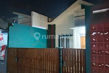 Rumah 1 Lantai Dalam Komplek Unfurnished Di Cihanjuang Cimahi Utara