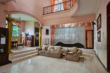 Rumah 2 Lantai dan Bekas Klinik Peralatan Lengkap Gempol Pasuruan