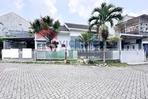Rumah Banyak Kamar Dekat Universitas Brawijaya, Polinema, Asia, Cocok Untuk Tempat Tinggal Keluarga, Kost2an Atau Kantor Di Malang