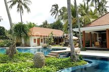 Villa depan pantai candi dasa karangasem