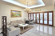 Hidden Gem Rumah Cantik Siap Huni Komplek Tenang Jalan Lebar