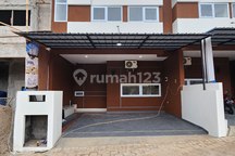 Unit Siap Huni dan Proses Bangundalam 16 Unit Cluster2 Lantai di Limo Depok