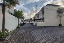 Modern Minimalist House For Rent In Penta Residence Park, Uluwatu - Bali