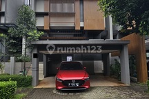 Dijual Rumah Bagus, Lingkungan Asri, Siap Huni, di Cluster Caelus Bsd