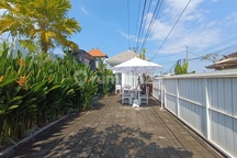 Vila Furnished dengan Taman Luas dan Tenang Canggu Bali
