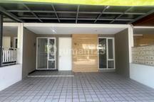 Rumah Full Renovasi di Cherryfield Buah Batu Garasi 2 Mobil Siap Huni