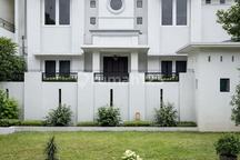 Rumah Cantik Bagus SHM di Senopati