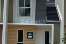 Rumah Kontrakan 2 Lantai Bagus di Summarecon , Karawang