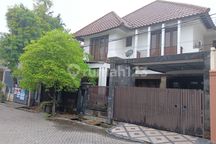 Rumah Murah dan Mewah 2 Lantai D di Taman Pondok Indah 7850