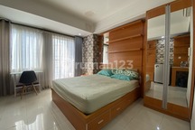 Disewakan bisa bulanan: Apartemen Royal Mediterania Garden tipe Studio Furnish Lantai Sedang Lokasi Terbaik dekat Mall Central Park