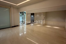 Disewakan Gedung Komersial Premium 3 Lantai di Kebayoran Baru - Lift & Parkir Luas