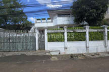 Rumah 2 Lantai Dijual Duri Kepa Akses Jalan Lebar LT 535M2