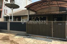 Rumah Terawat Siap Huni Harga NJOP Margahayu Raya