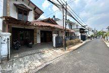 PRIME LOCATION TEBET BARAT AKSES 2 MOBIL DEPAN TAMAN