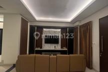 Rumah Full Renov Interior Cakep Minimalis Modern di Eminent BSD
