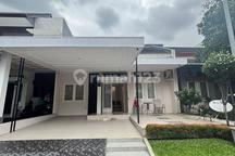 Disewakan Rumah Furnished 1 Lantai, 2 Kamar Tidur, Rapi Terawat Berhadapan dengan Sekolah Al Azhar, Sekolah Ipeka, Masjid Raya, 1Km Akses Langsung Tol Tambun Grand Wisata