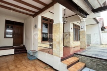 Rumah Siap Huni 2 Lantai LT 170, LB 200 di Cinere