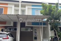 Disewakan Rumah Cluster Martinez Semi Furnished Bagus Siap Huni