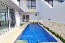 Modern 3 Bedroom Villa Located In A Peace Villa Area Sanur, Close To Cafes, Restaurants, And Tourist Attractions 