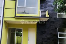 Turun Harga Jual Rumah 2 Lantai Terdekat LRT Harjamukti Cibubur