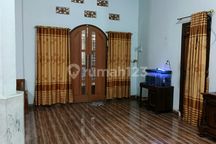 Rumah Tanah Luas - Lokasi Strategis Dekat Rs Bari Palembang