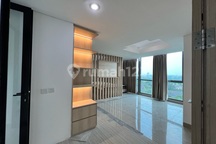 Apartemen Fairview 166M2 With Private Lift Lippo Karawaci View Golf 3 KT Sudah Renov Luas Open Concept Semi Furnished Apartment Murah Lokasi Strategis Lingkungan Nyaman Cantik Rapi Siap Huni