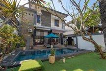 Exclusive Offer! Stunning Seminyak Villa–2br, Pool&furnished! 