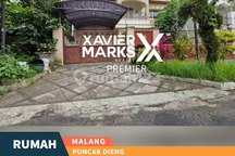 Rumah Mewah Semi Furnish di Puncak Dieng Malang