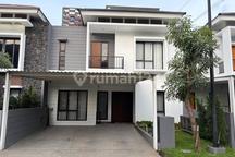 Rumah East Terrace 10X15 - Mewah & Siap Huni!!!
