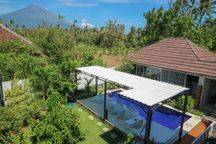 Villa 4 Kamar Shm Siap Huni Full Furnished Di Amed Karangasem Kr