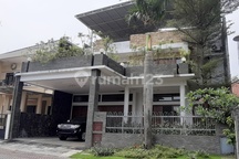 Rumah Citraland Puri Wiidya Kencana Minimalis 3 Lantai