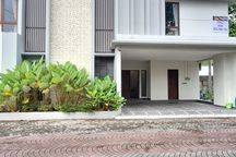 Villa Yogya Rumah Mewah Dijual Murah Full Furnish 