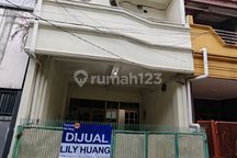 Rumah Dekat Busway dan Sunter Mall Siap Pakai