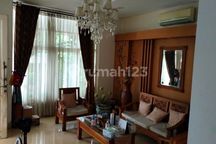 Rumah Pondok Indah  Dilokasi Strategis