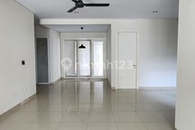 Jual Cepat Rumah 2 Lantai SHM Kondisi Bagus Siap Huni Bonus Ac di Maple Residence Dekat Summarecon Mal Bekasi