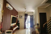 Jual Cepat Rumah 2 Lantai Full Furnished Bagus Kondisi Siap Huni Di Cluster Olive Residence Dekat Summarecon Mal Bekasi