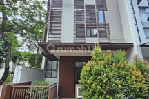 Custer Whelford 3 Lantai Bsd City, SHM, Siap Huni