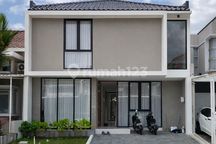 Rumah Luxury Modern Scandinavian Kota Baru Parahyangan