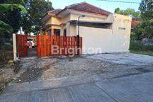 Rumah Cantik Luas, Strategis, Selatan UMY