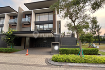 Rumah 3 lantai di Cluster Laurel Navapark BSD - Type 12 Corner / Hoek