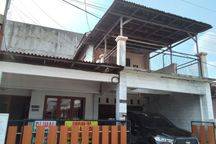 Rumah 2 Lt Luas 15 menit ke Grand Mall Bekasi Bebas Banjir Siap KPR J32309