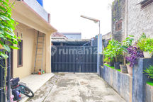 Rumah SHM Tanah Luas Dekat Mall Bintaro Xchange Hadap Timur J42116